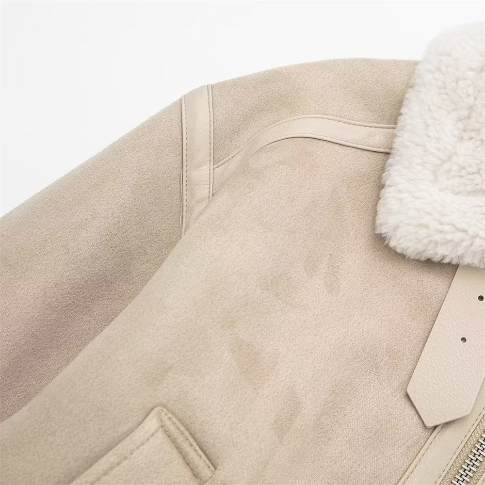 Elegant Women's Aviator Jacket with Faux Fur – Cozy Beige Winter Jacket Featuring Zipper and Collar-Jackets-Lake and Ivy-Lake and Ivy